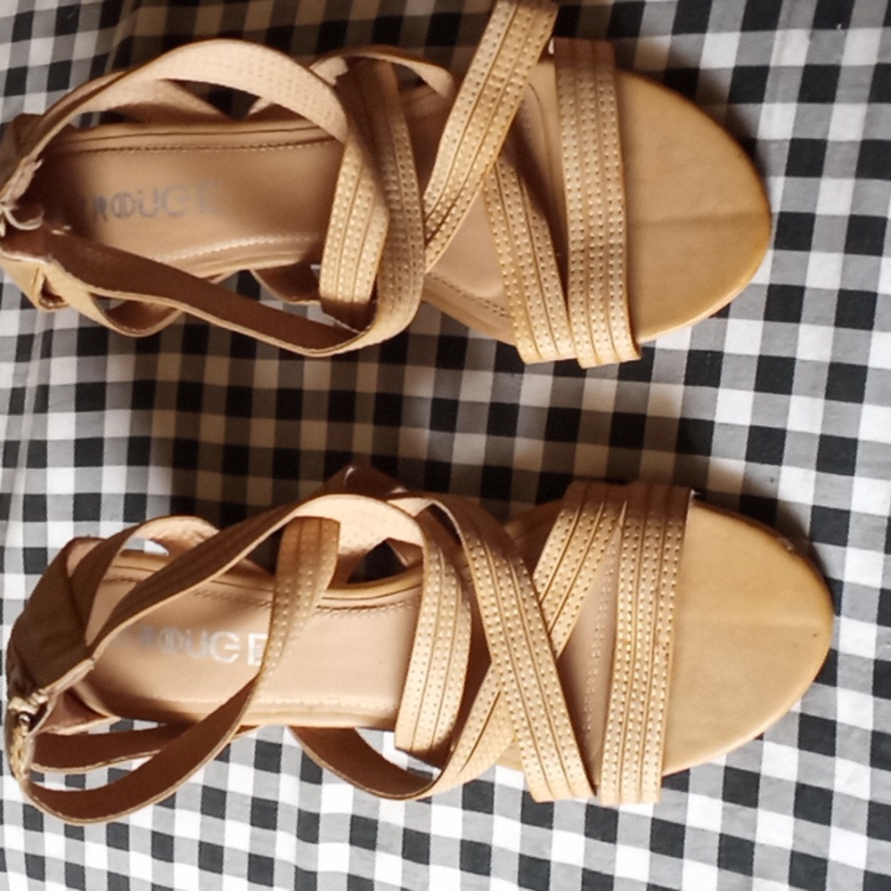Causal sandal